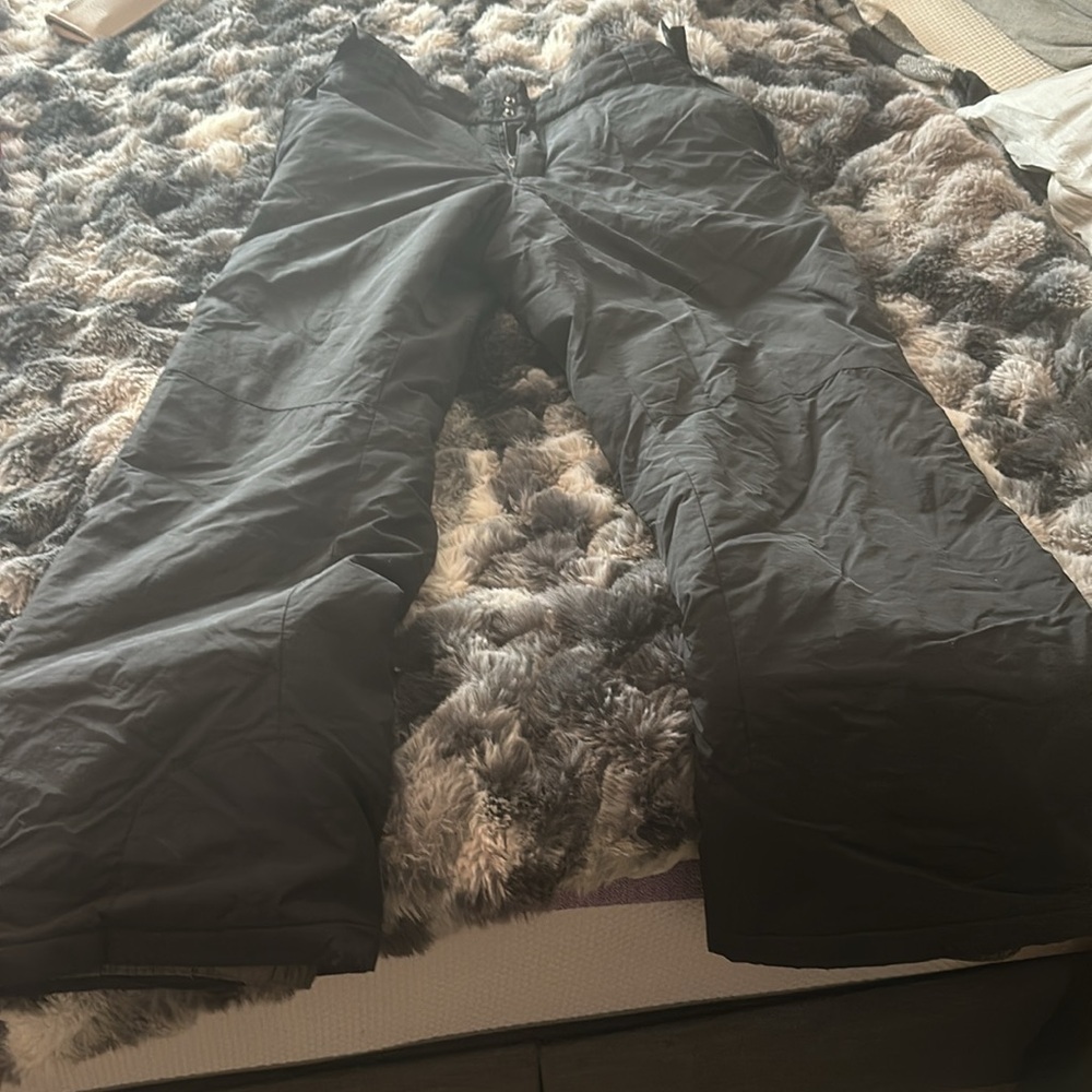 Snow pants - Picture 2 of 3